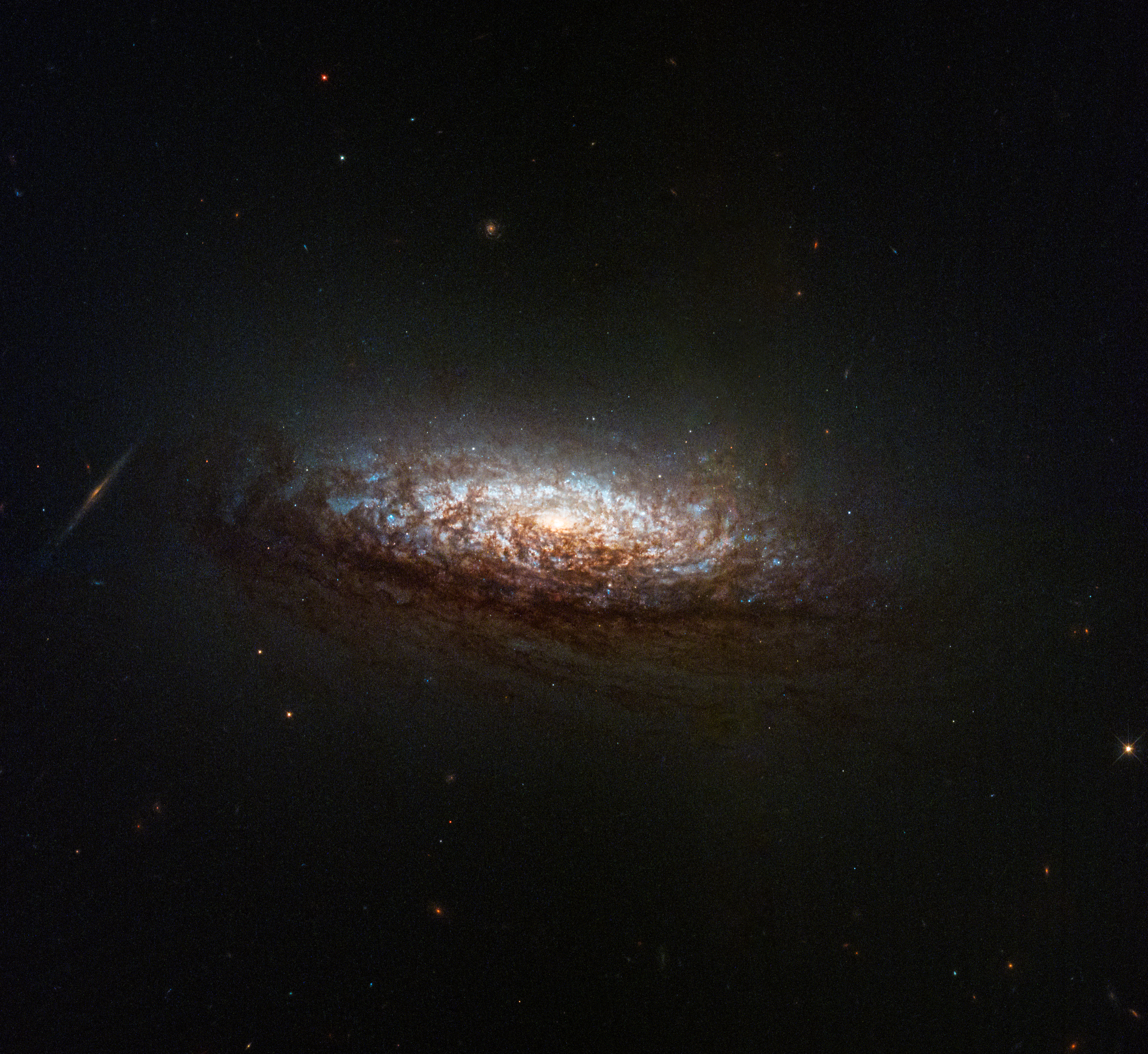 4個　nasa Hubble's Spirograph - NASA Science